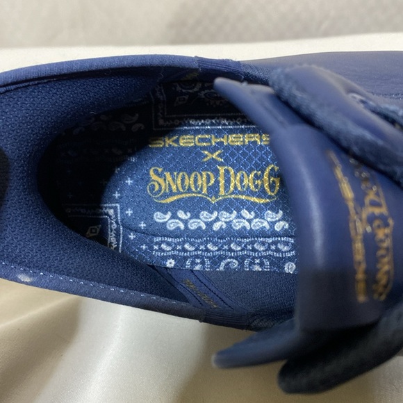 Skechers x Snoop Dogg Hands Free Slip-ins Sneaker - Picture 2 of 7